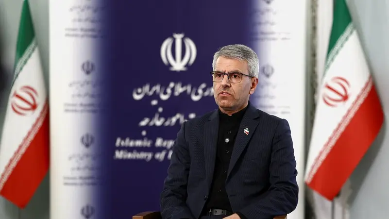 امریکی حملوں کے باوجود ایران نے سفارتی رابطے جاری رکھنے کی تصدیق کر دی